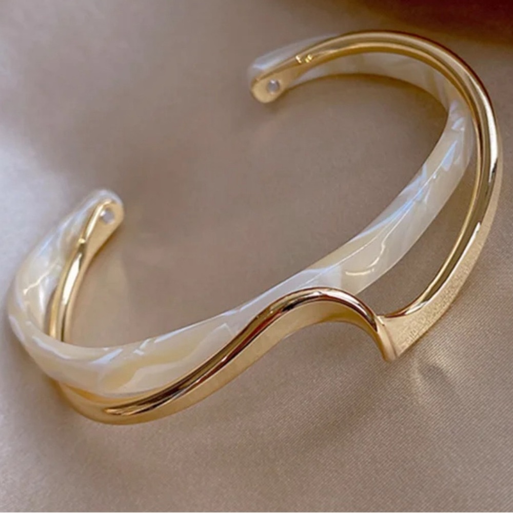 Brazalete dorado